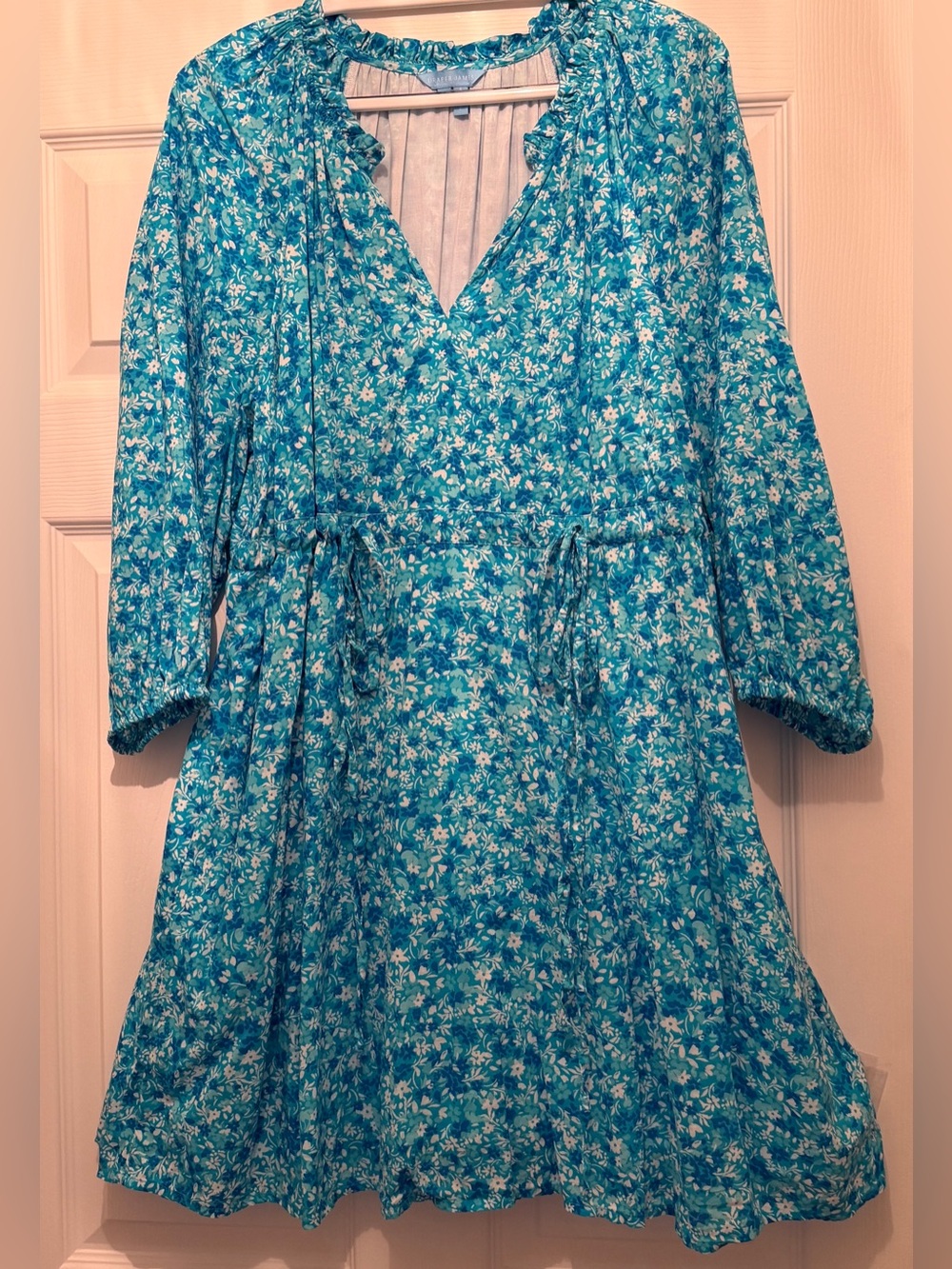 Draper James Floral Mini Dress. Large